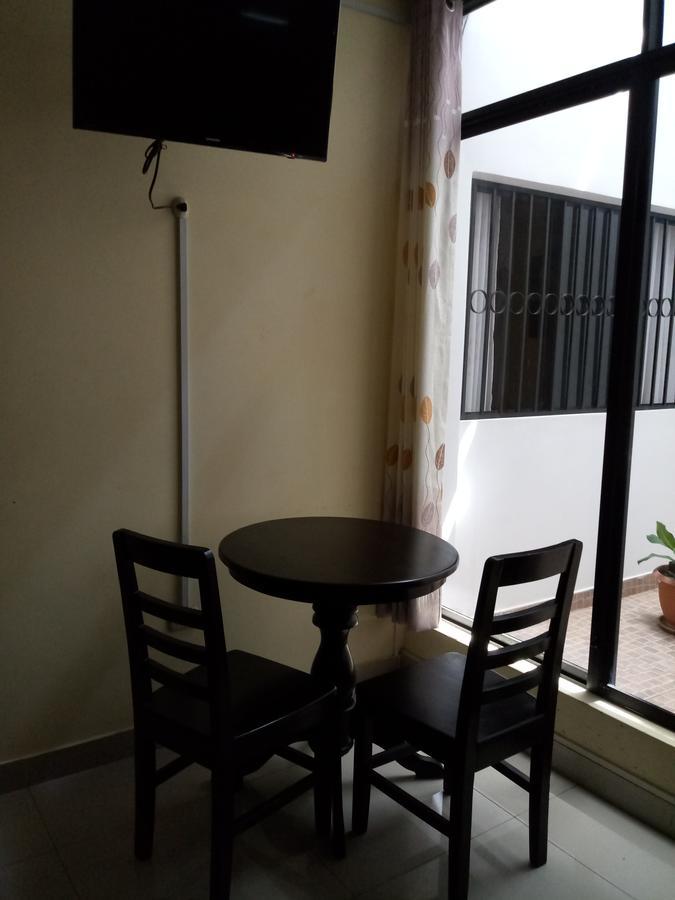 Hospedaje Renzo Tarapoto Kültér fotó