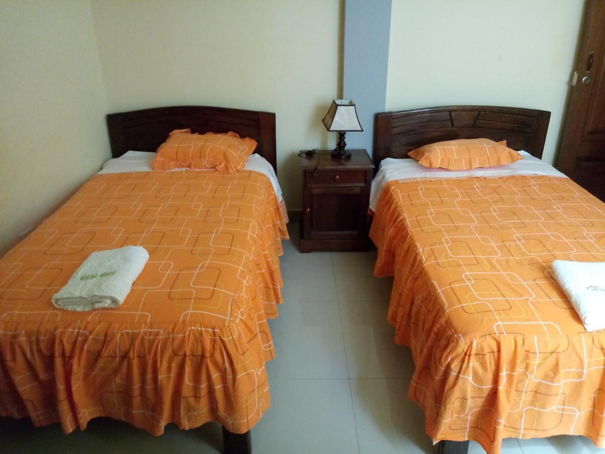 Hospedaje Renzo Tarapoto Kültér fotó