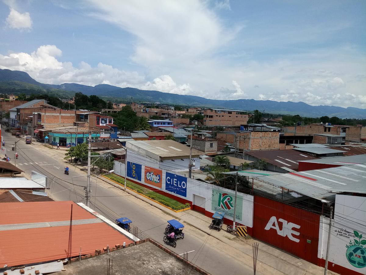 Hospedaje Renzo Tarapoto Kültér fotó