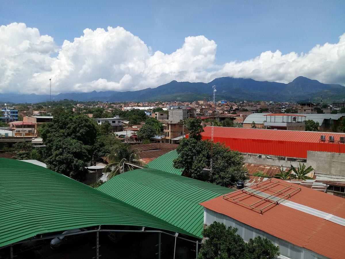 Hospedaje Renzo Tarapoto Kültér fotó