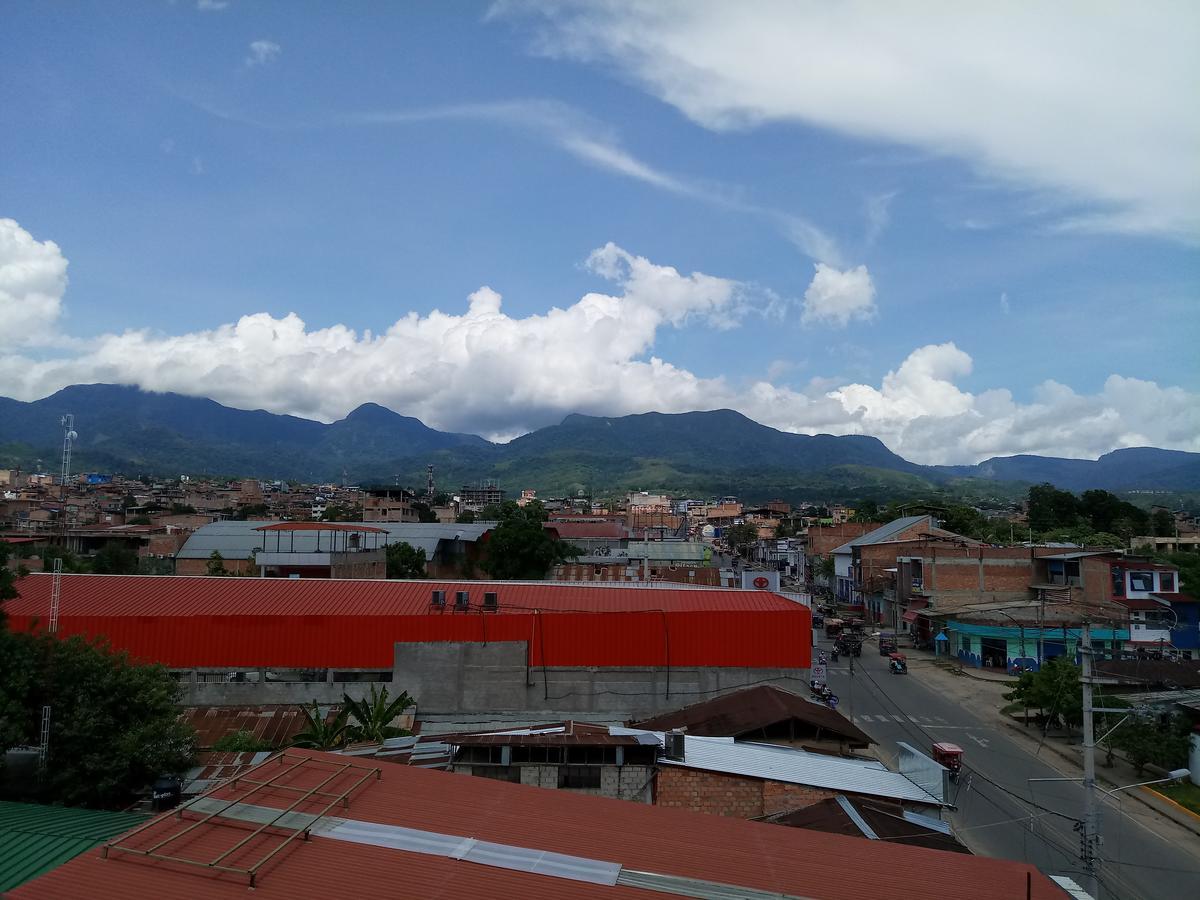 Hospedaje Renzo Tarapoto Kültér fotó